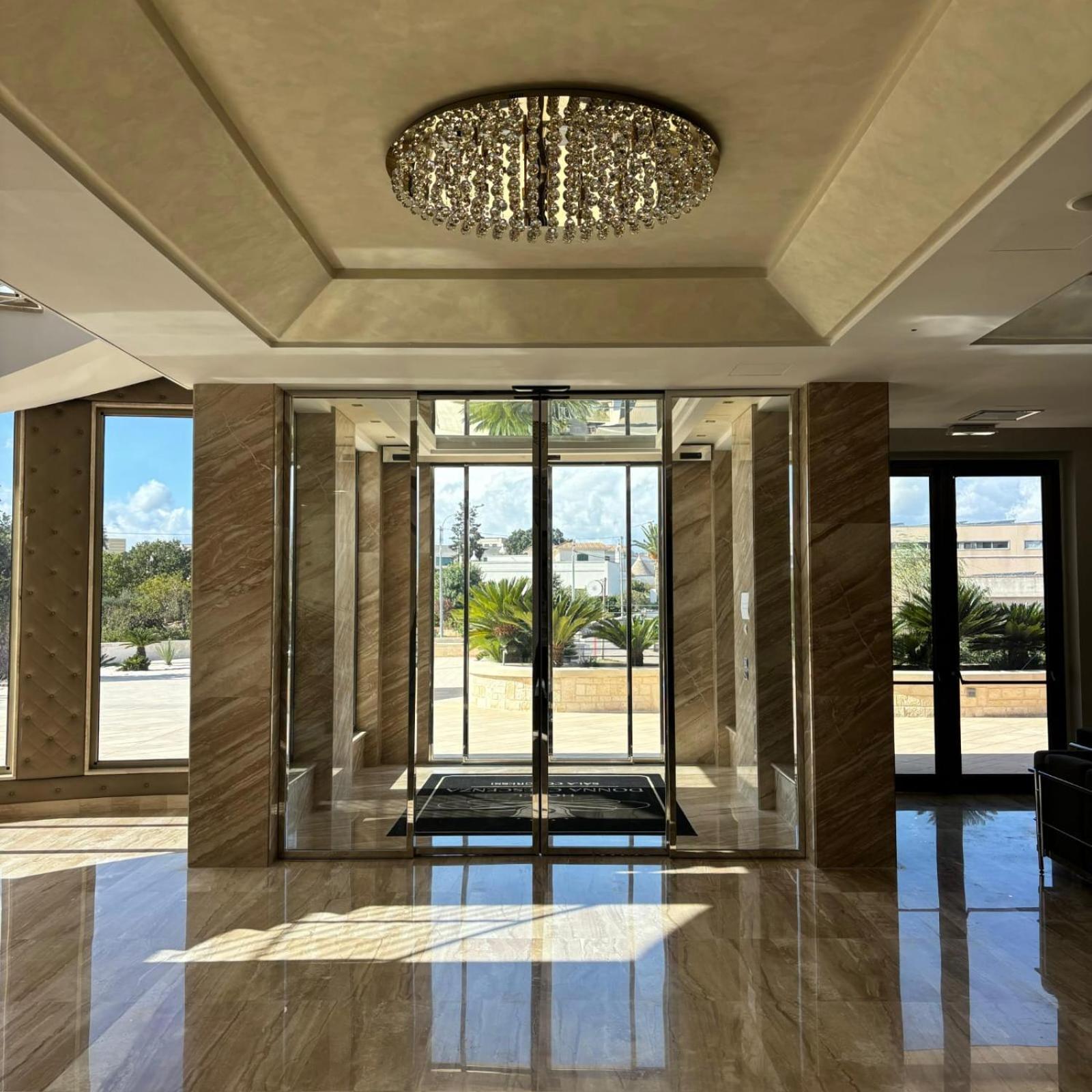 Hotel Donna Crescenza Locorotondo Extérieur photo
